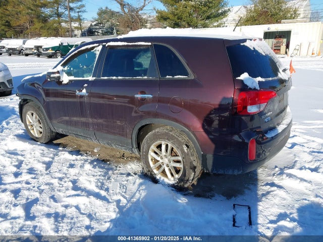 KIA SORENTO LX 2014 5XYKT3A68EG428369 Image 3