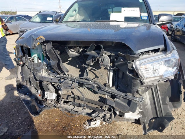 3TMAZ5CN2PM202411 Toyota Tacoma Sr5 V6