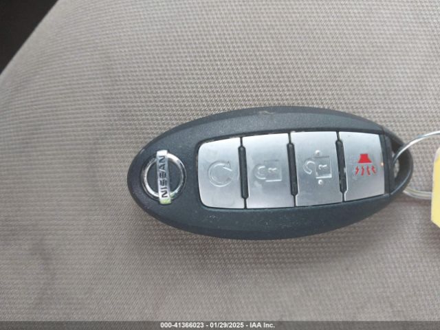 5N1DR2MN3HC609338 Nissan Pathfinder Sv