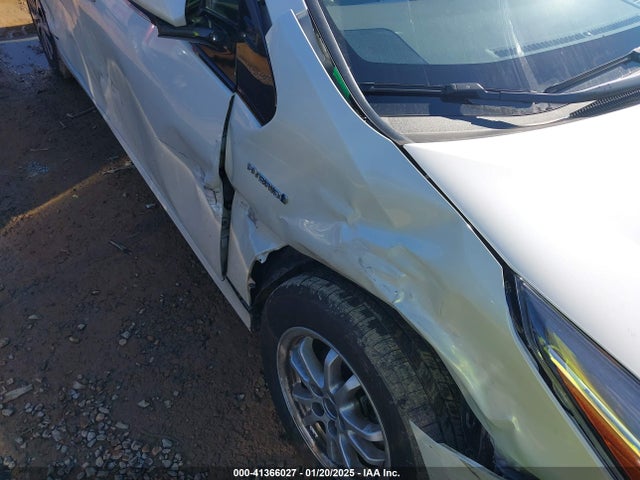 Toyota Prius Xle Awd-e 2020 JTDL9RFU5L3014612 Image 21