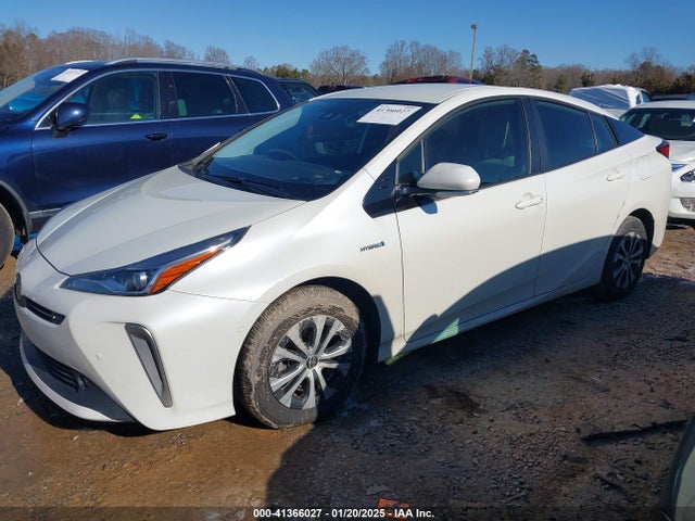Toyota Prius Xle Awd-e 2020 JTDL9RFU5L3014612 Image 2