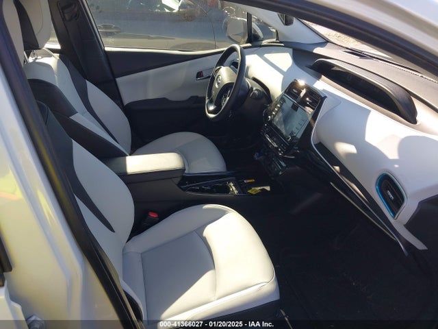 Toyota Prius Xle Awd-e 2020 JTDL9RFU5L3014612 Image 5