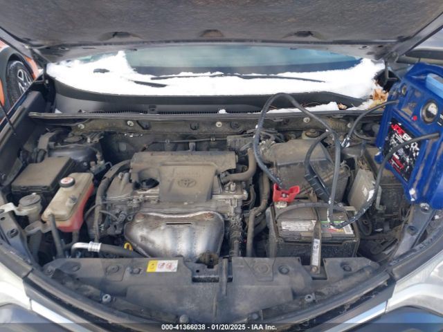 JTMRFREV8GJ100740 Toyota Rav4 Xle