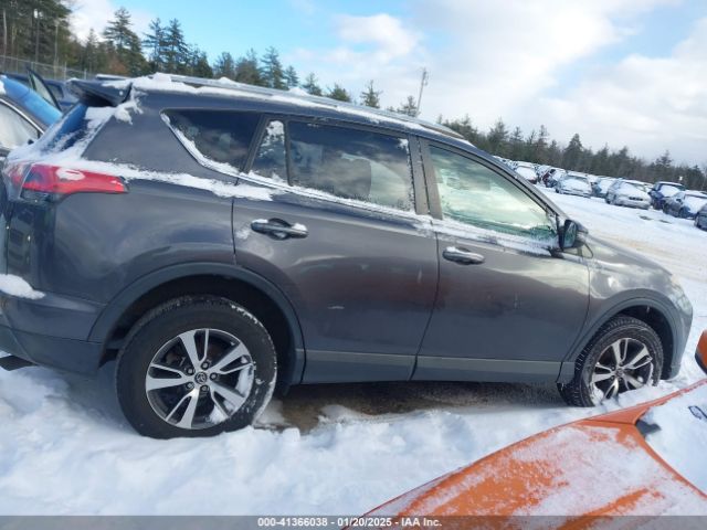 JTMRFREV8GJ100740 Toyota Rav4 Xle