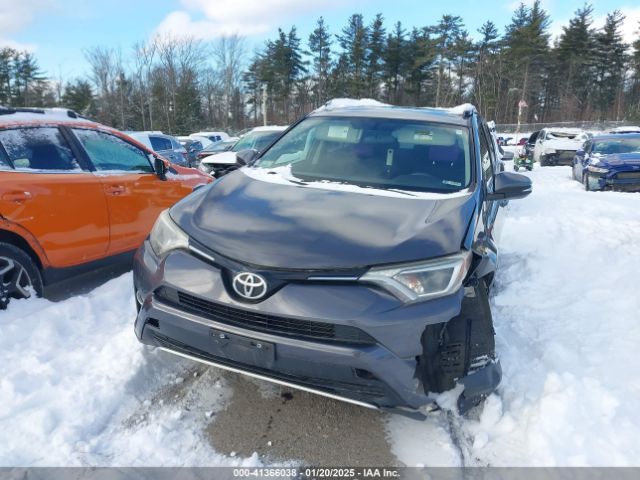 JTMRFREV8GJ100740 Toyota Rav4 Xle