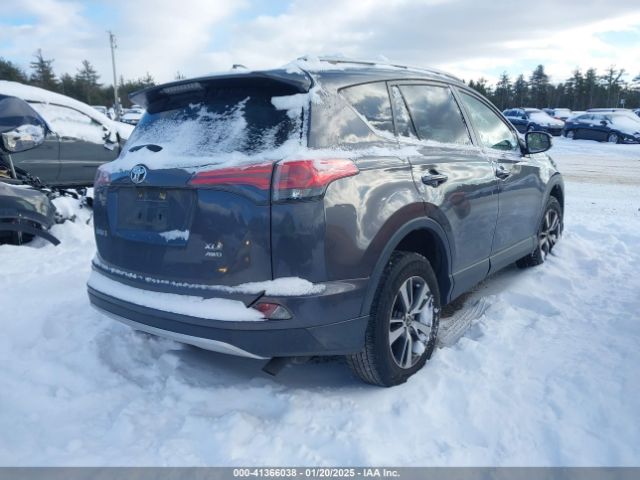 JTMRFREV8GJ100740 Toyota Rav4 Xle