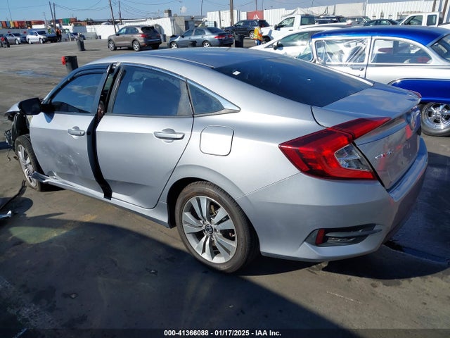 Honda Civic Lx 2017 2HGFC2F6XHH542773 Image 3