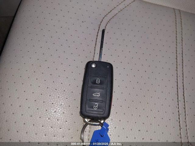1VWBV7A39FC083024 Volkswagen Passat 2.0l Tdi Se