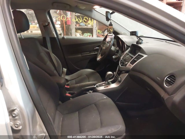 1G1PC5SB8E7437222 Chevrolet Cruze 1lt Auto