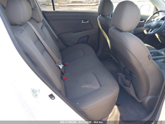 KIA Sportage Lx 2016 KNDPBCAC2G7869025 Image 8