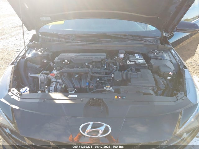 KMHLN4AG1MU099973 Hyundai ELANTRA SEL