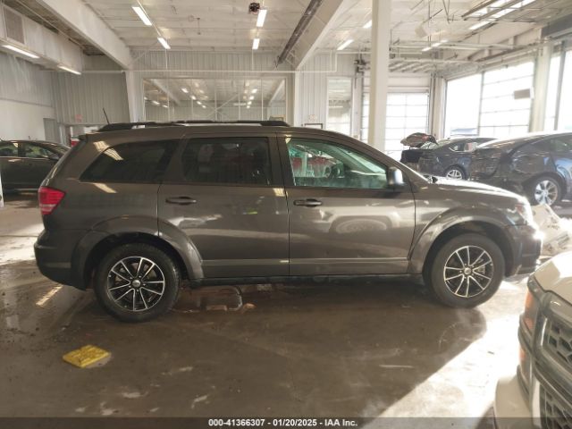 3C4PDCAB1JT519745 Dodge JOURNEY SE