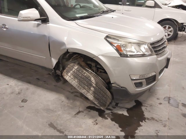 1GNKVHKD2EJ355625 Chevrolet Traverse 2lt