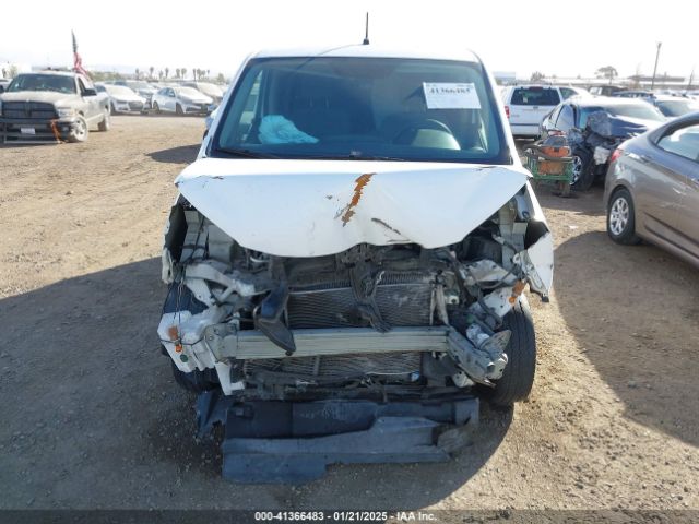 3N6CM0KN1KK696239 Nissan Nv200 S