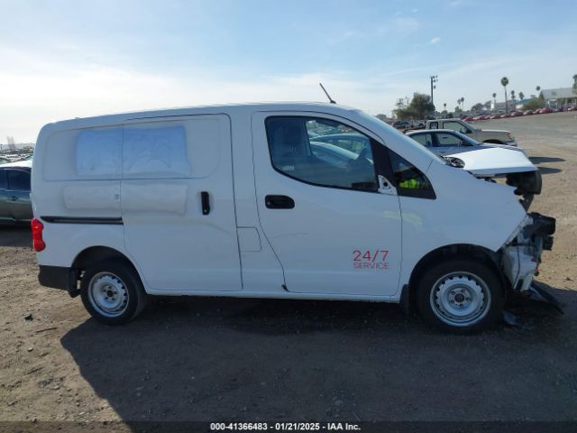 3N6CM0KN1KK696239 Nissan Nv200 S