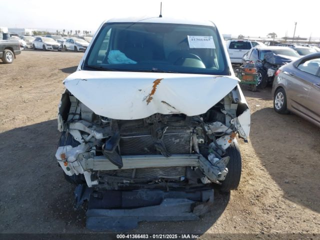 3N6CM0KN1KK696239 Nissan Nv200 S