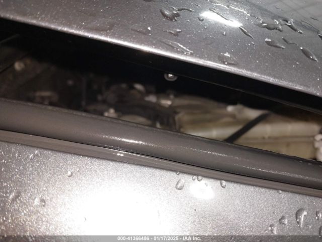 JTMWFREV2FD058842 Toyota Rav4 Xle