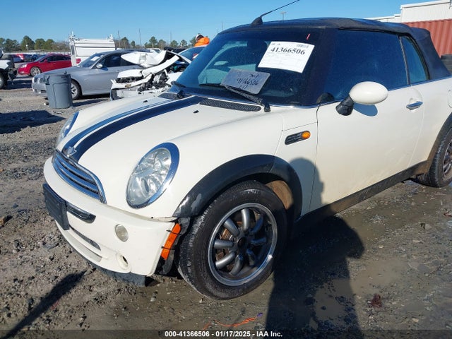 2006 MINI COOPER WMWRF33506TG15749 Photo 5