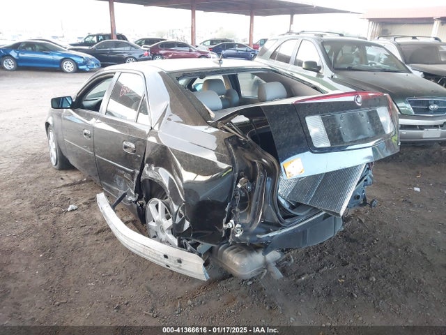 2005 CADILLAC CTS 1G6DP567250129043 Photo 2