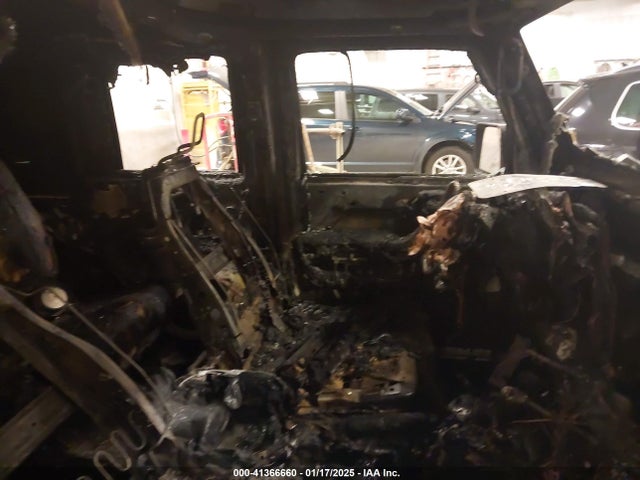 1C4BJWEG4EL164016 Jeep Wrangler Unlimited Sahara