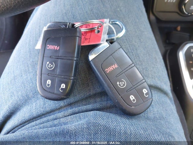 ZACCJBAB8JPJ42921 Jeep Renegade Sport 4x4