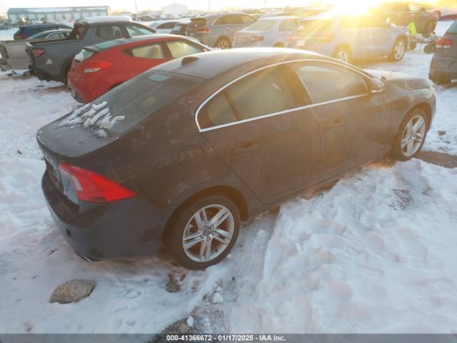 YV140MFK5F2365556 Volvo S60 T5 Premier