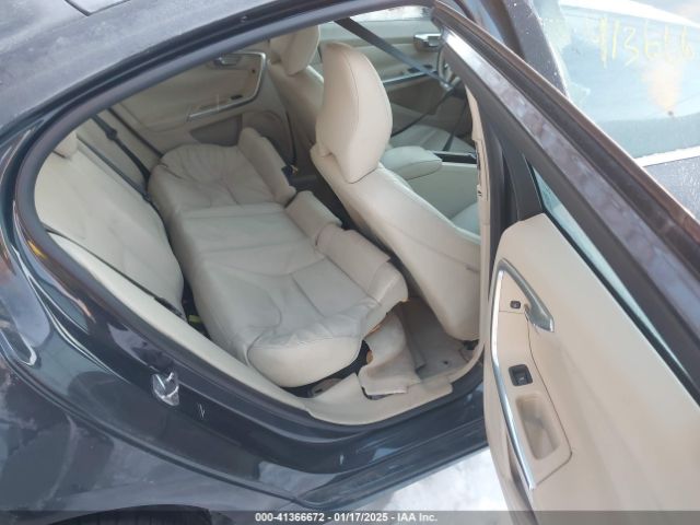 YV140MFK5F2365556 Volvo S60 T5 Premier