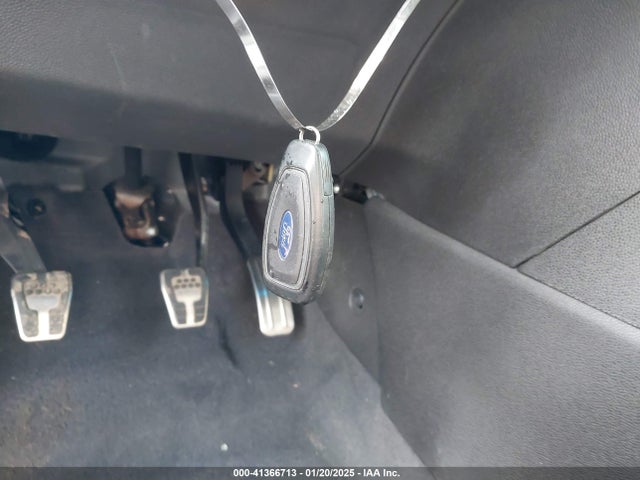 Ford FIESTA ST 2019 3FADP4GXXKM125486 Image 11