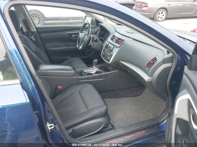 1N4AL3AP8HC479177 Nissan Altima 2.5 Sr