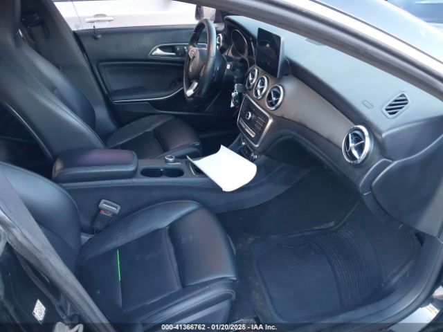 WDDSJ4EB9JN610013 Mercedes-Benz CLA 250