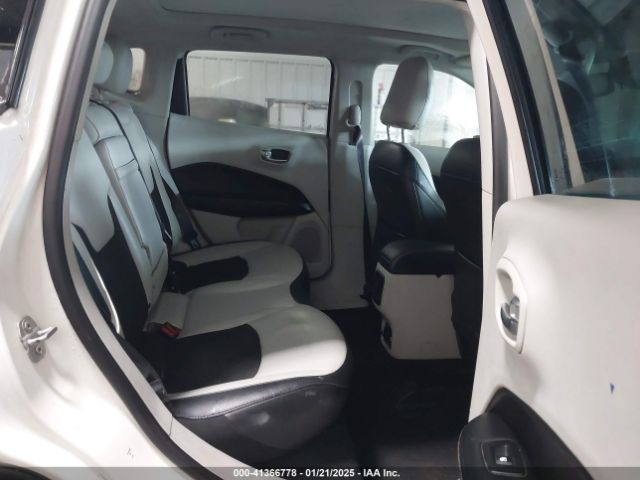 2019 JEEP COMPASS 3C4NJCBB2KT843724 Photo 7