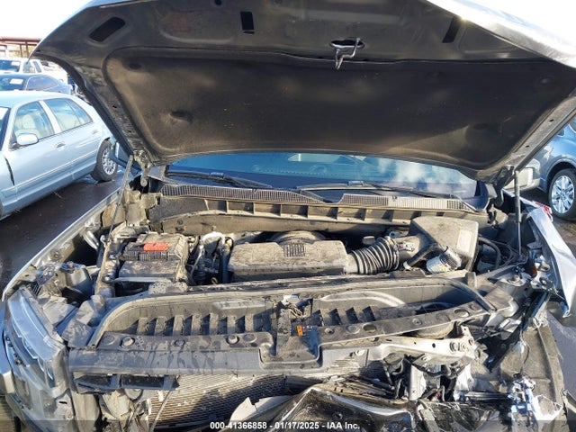 1GCPYFED1KZ226732 Chevrolet Silverado 1500 Lt Trail Boss