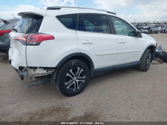 Toyota RAV4 LE 2018 2T3BFREV2JW755857 Image 4