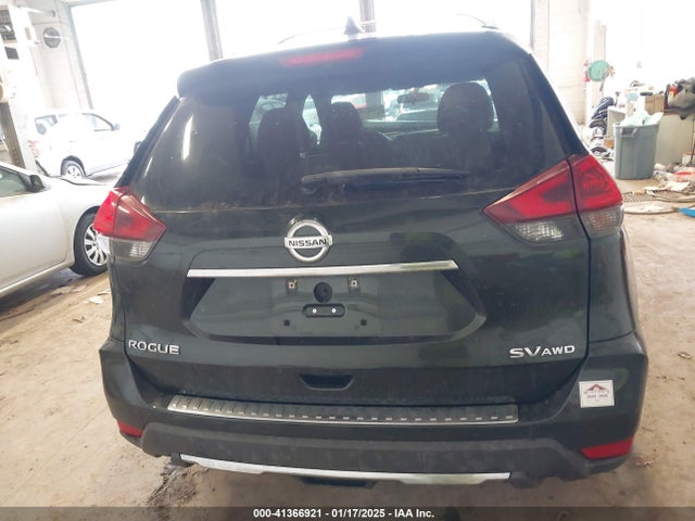 Nissan ROGUE SV 2018 5N1AT2MV6JC720671 Image 16