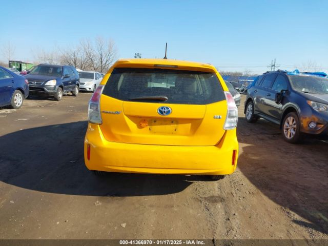 JTDZN3EU8GJ043947 Toyota Prius V Two
