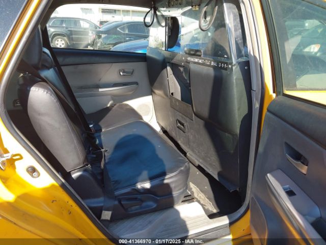 JTDZN3EU8GJ043947 Toyota Prius V Two