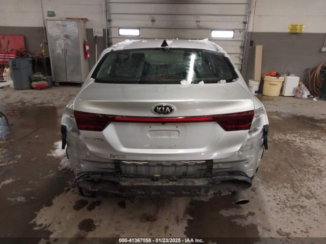 3KPF24AD3LE184195 KIA Forte Lxs