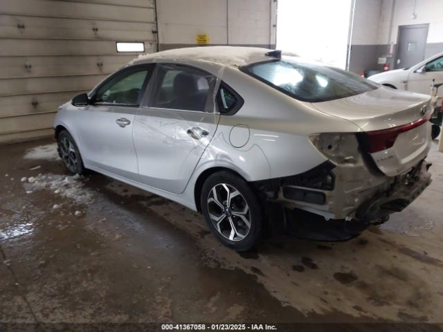 3KPF24AD3LE184195 KIA Forte Lxs