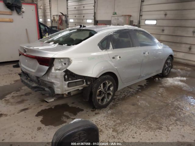 3KPF24AD3LE184195 KIA Forte Lxs