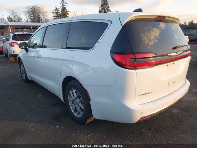 Chrysler Pacifica Touring L 2024 2C4RC1BG4RR155085 Image 3