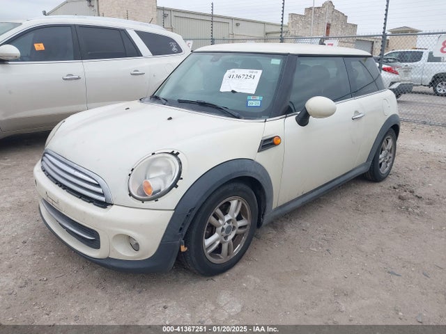 2013 MINI HARDTOP WMWSU3C53DT548632 Photo 1