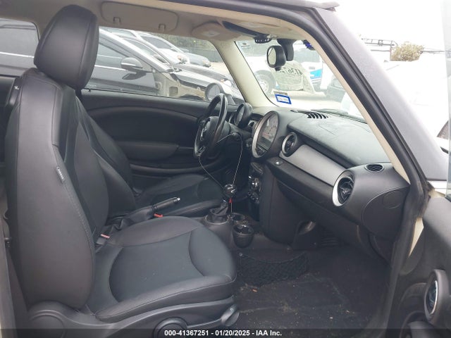 2013 MINI HARDTOP WMWSU3C53DT548632 Photo 4