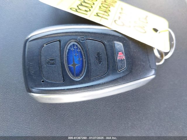 4S3BWAN65P3008615 Subaru Legacy Limited