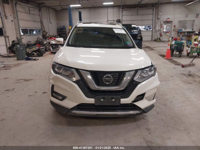 JN8AT2MV1JW353718 Nissan Rogue Sl