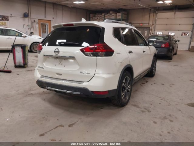 JN8AT2MV1JW353718 Nissan Rogue Sl