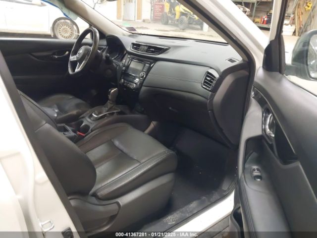 JN8AT2MV1JW353718 Nissan Rogue Sl