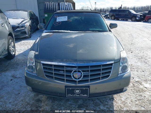 2011 CADILLAC DTS 1G6KH5E62BU150332 Photo 5