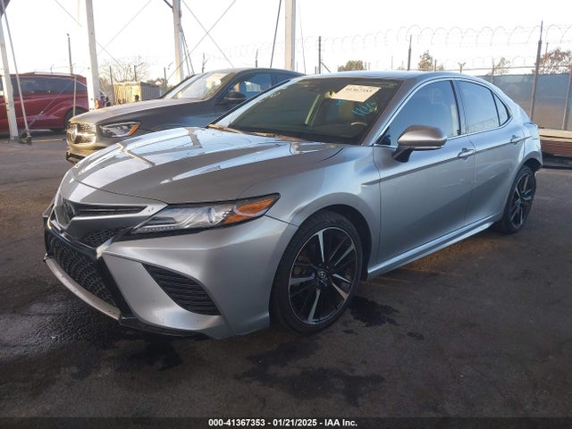 4T1B61HK2KU808439 Toyota CAMRY XSE