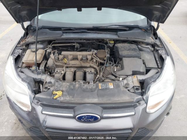 1FADP3K27EL420654 Ford FOCUS SE