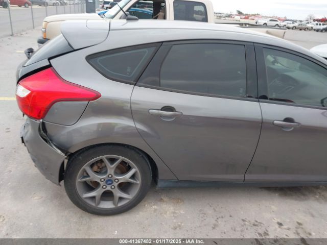 1FADP3K27EL420654 Ford FOCUS SE